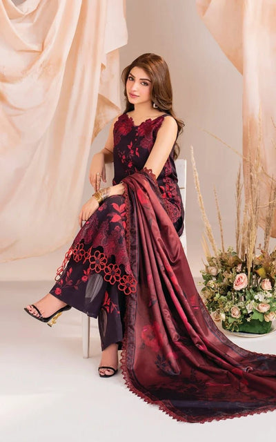 Luxury Lawn Stitched Suit 3 piece - 2025 - LE-07