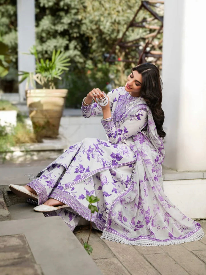 Luxury Lawn Stitched Suit 3 piece - 2025 - LE-07