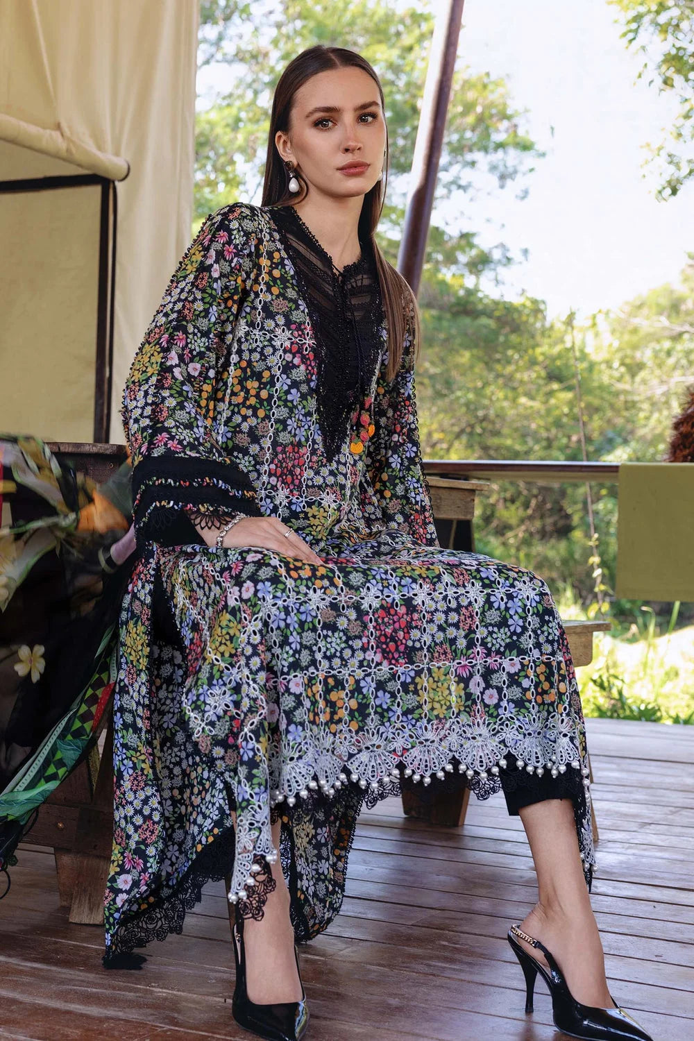 LUXURY LAWN 3PCS STITCHED | LE-4266-UAE