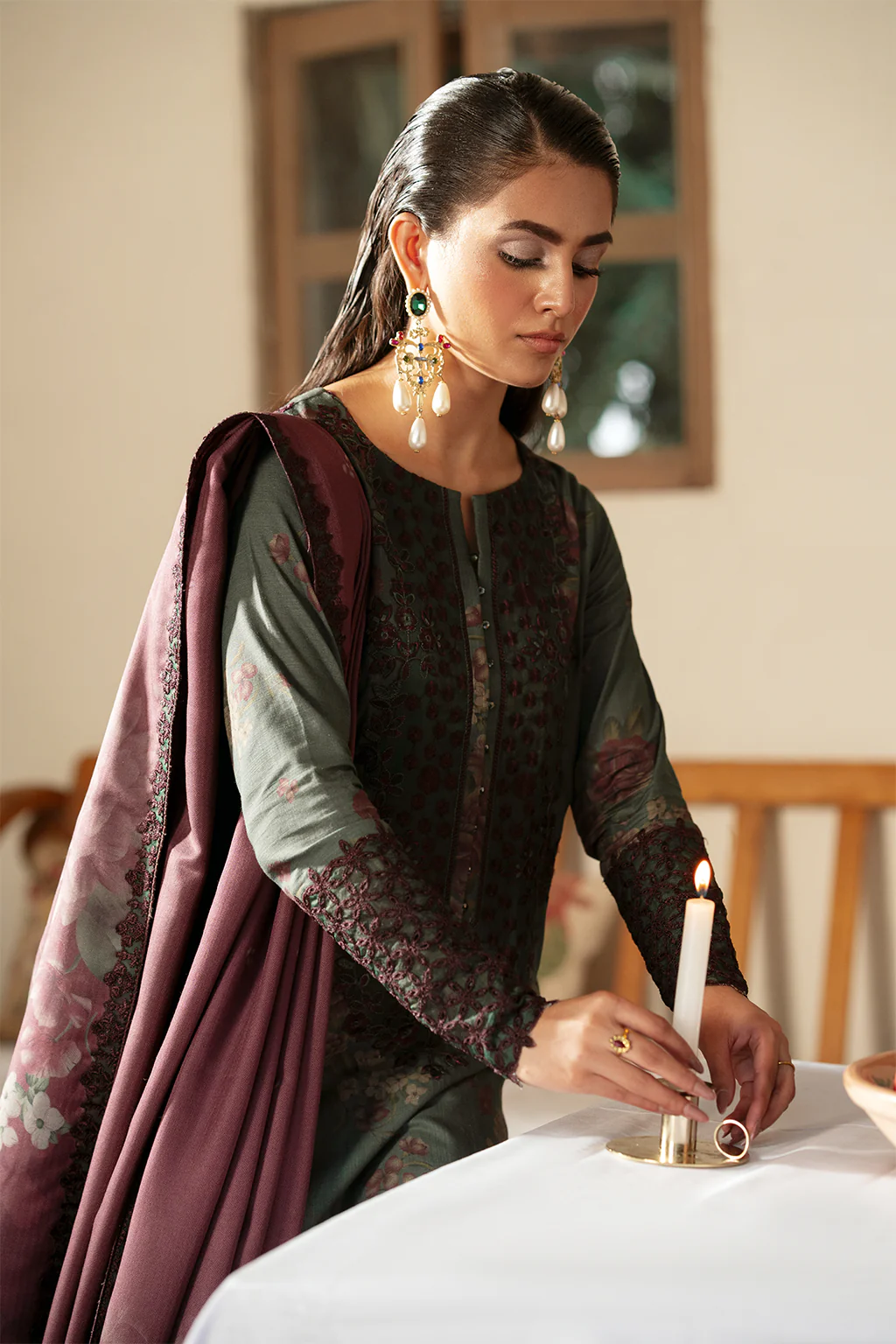 Luxury Lawn Stitched Suit 3 piece - 2025 - LE-11