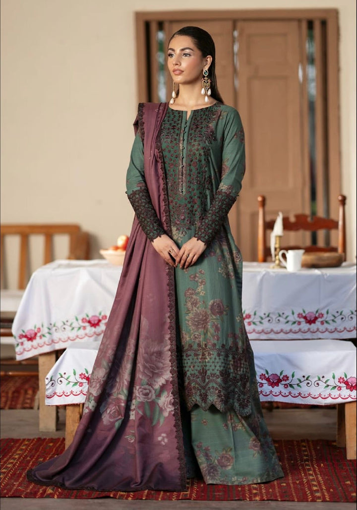 Luxury Lawn Stitched Suit 3 piece - 2025 - LE-09