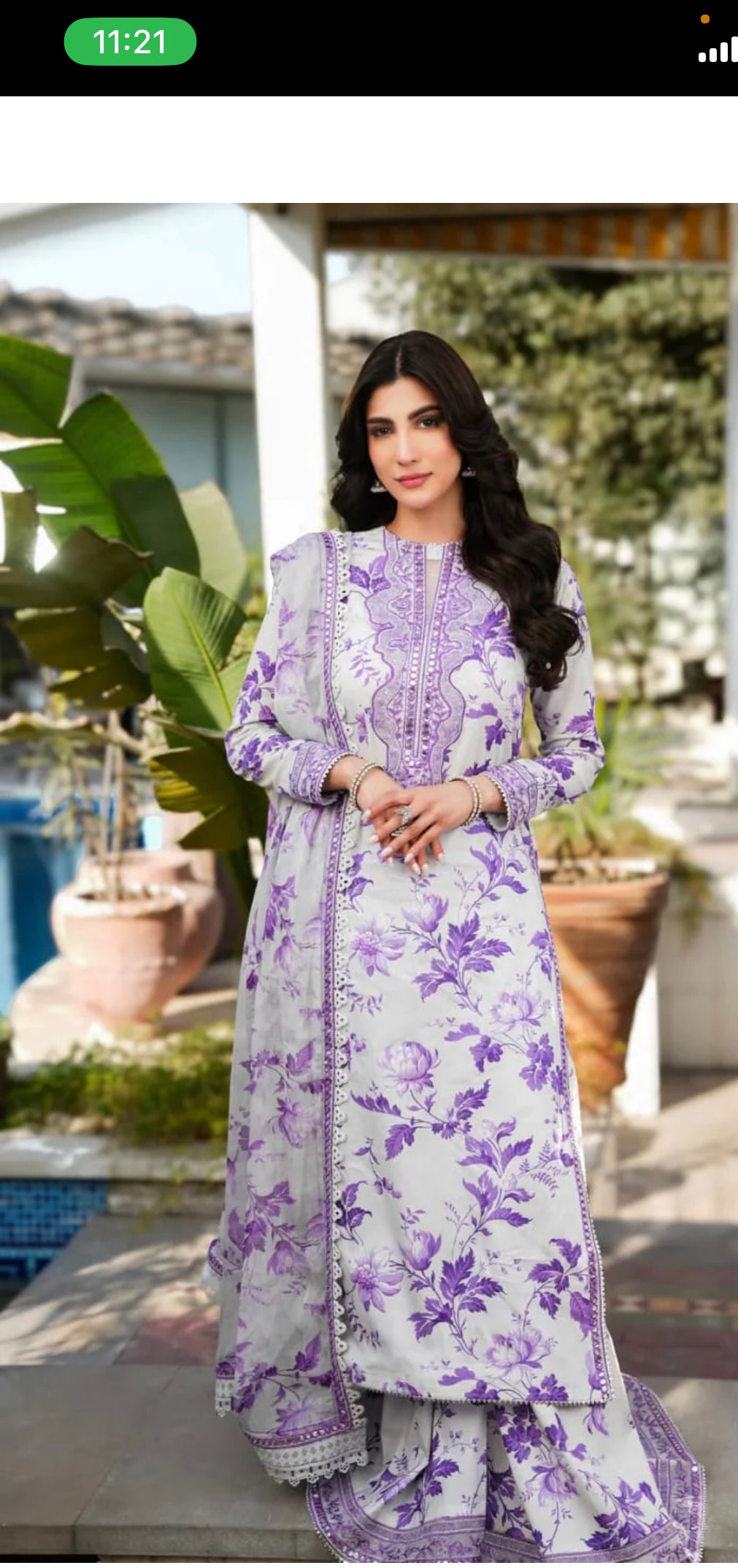 Luxury Lawn Stitched Suit 3 piece - 2025 - LE-07