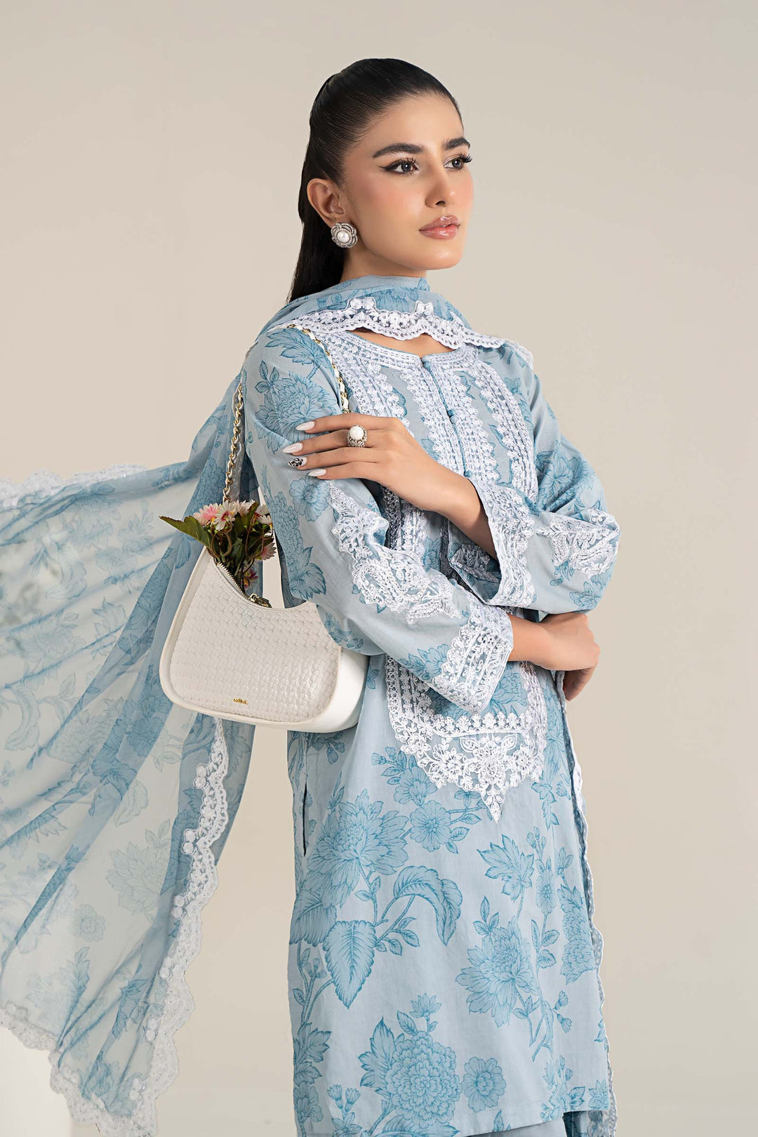 LUXURY LAWN 3PCS STITCHED | LE-4265-UAE