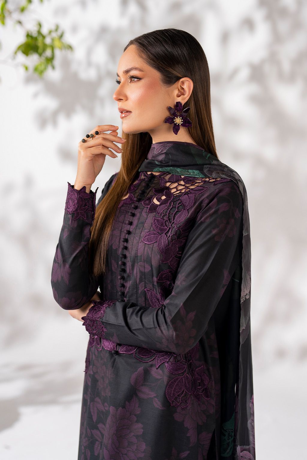 Luxury Lawn Stitched Suit 3 piece - 2025 - LE-03